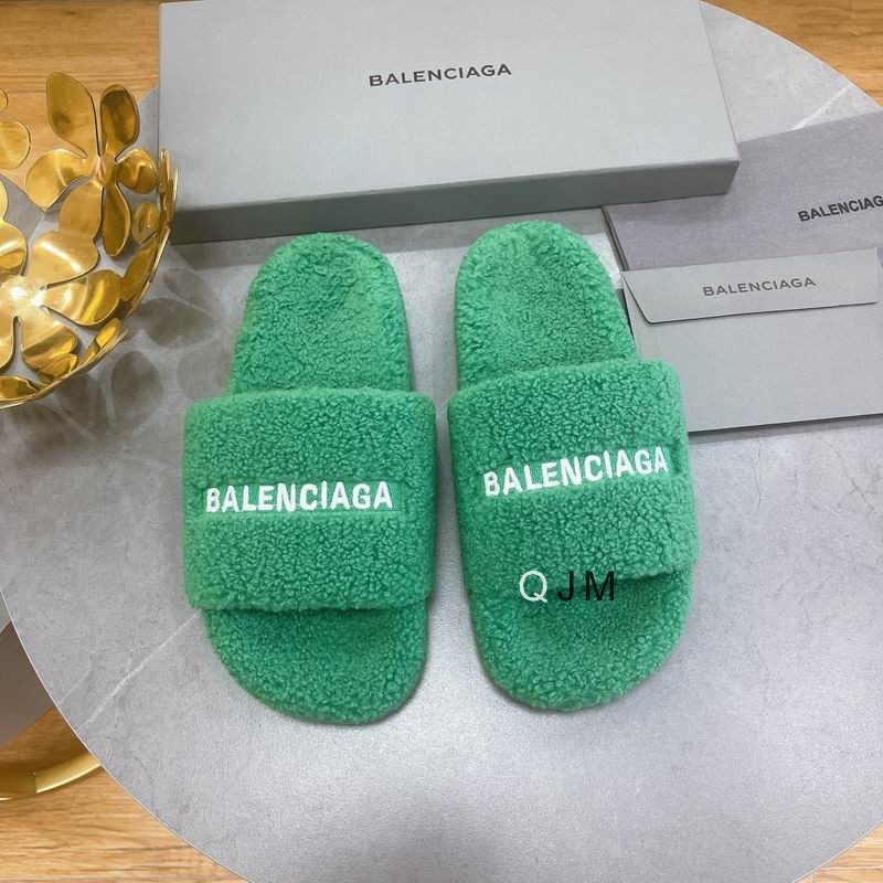 Balenciaga Men's Slippers 31